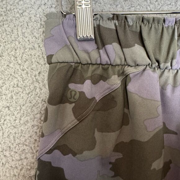 Lululemon Keep Moving Pants Womens 8 Green Camo High-Rise 7/8 Stretch - Picture 8 of 9